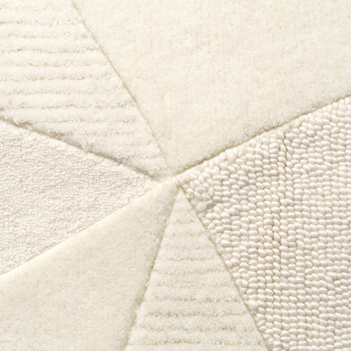 Eichholtz Carpet Osumi - White - Available in 2 Sizes