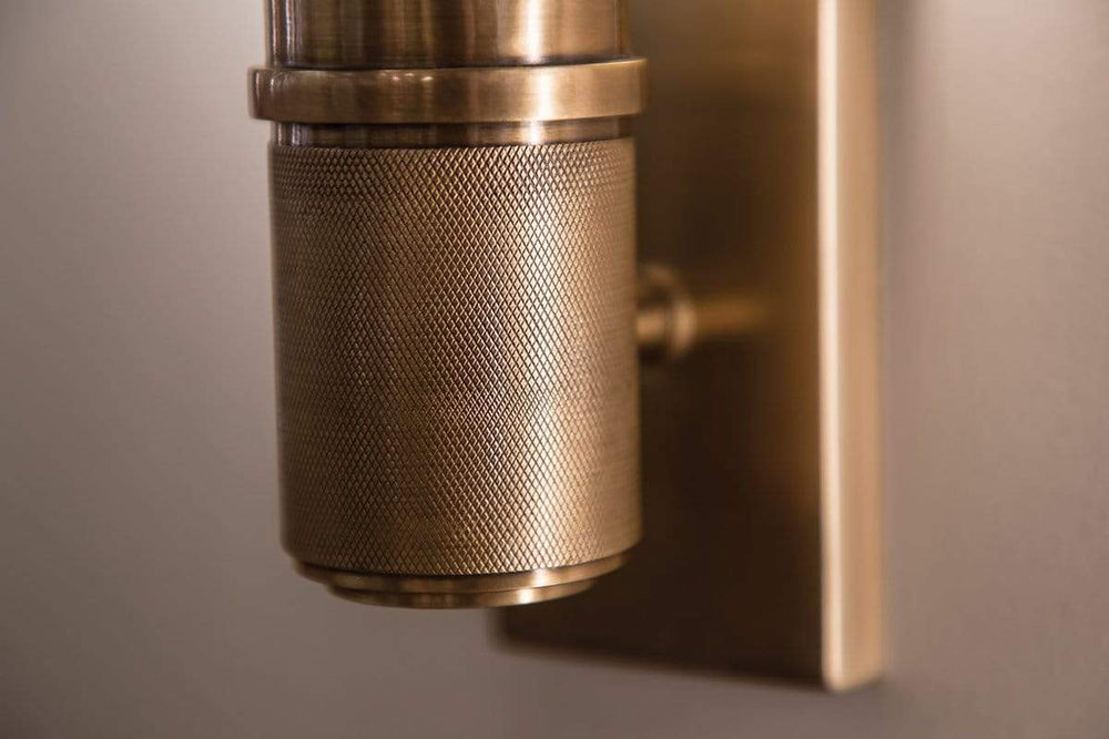 Hudson Valley Lighting Hudson Valley Lighting Shaw Sconce - Aged Brass & Clear 1200-AGB