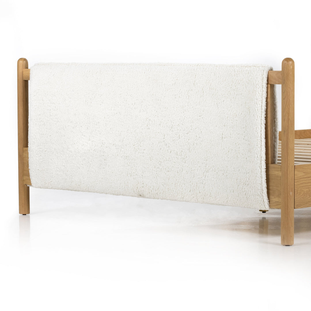 Blasius Bed - Sheepskin Natural - Available in 2 Sizes