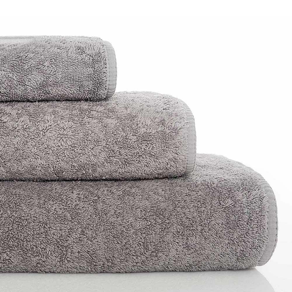 https://alchemyfinehome.com/cdn/shop/products/41-x-72-graccioza-long-double-loop-bath-towel-anthracite-340721423935-bath-towel-27937829748886.jpg?v=1614228990&width=1000