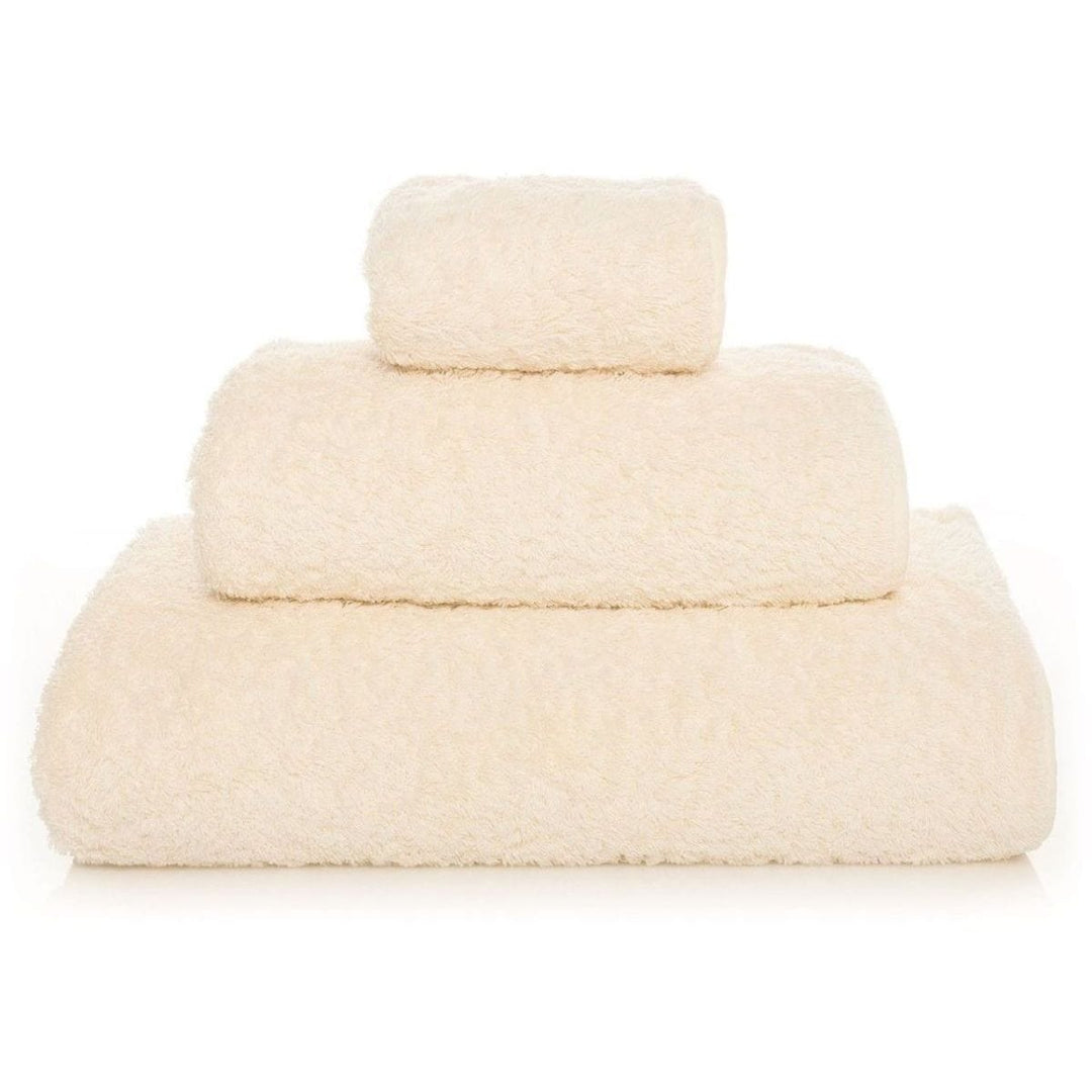 https://alchemyfinehome.com/cdn/shop/products/EGOIST_TOWEL_NATURAL.jpg?v=1615121536&width=1080