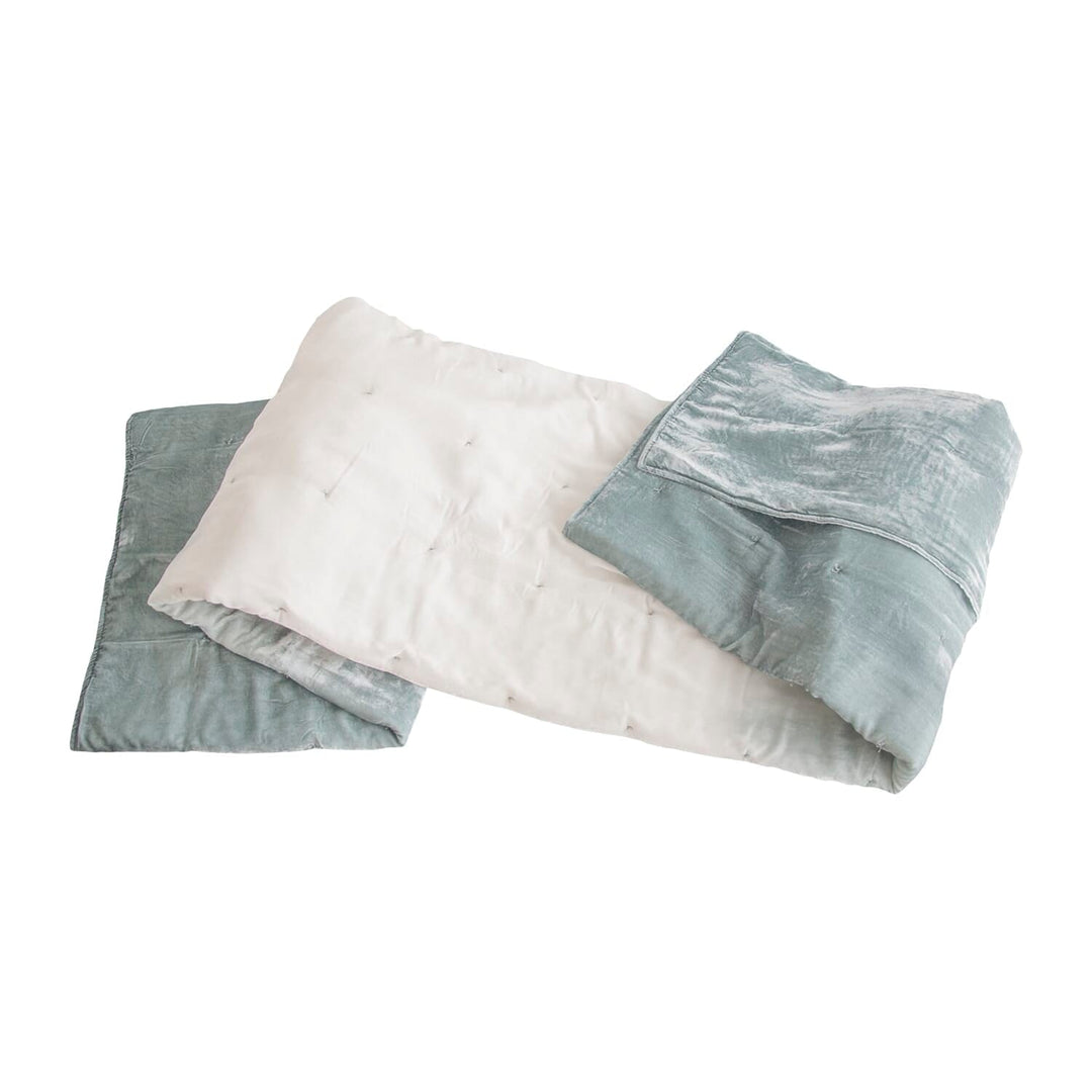 Kevin O'Brien Studio Kevin O'Brien Studio Dip Dye Oversized Knoted Velvet Throw | 6 Colors Sage White KNOTH-SW