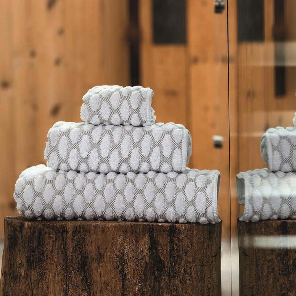 Graccioza Graccioza Petalo Bath Towel - White - Available in 6 Sizes